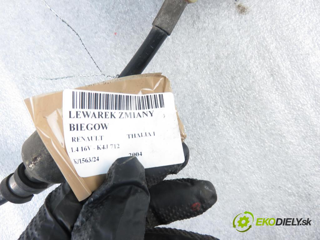 RENAULT THALIA I (LB0/1/2_) SEDAN 2004 0,00 1.4 16V - K4J 712 1390,00 ZVEDÁK: 8200144089