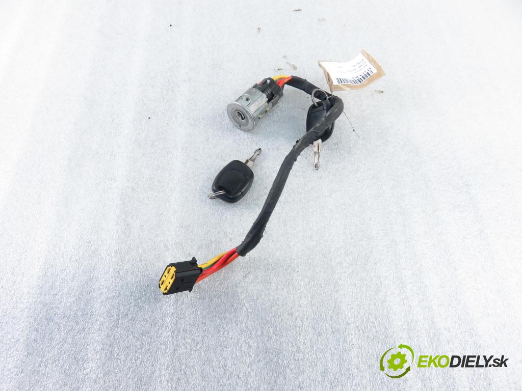 RENAULT THALIA I (LB0/1/2_) SEDAN 2004 0,00 1.4 16V - K4J 712 1390,00 spinačka  (Spínacie skrinky a kľúče)