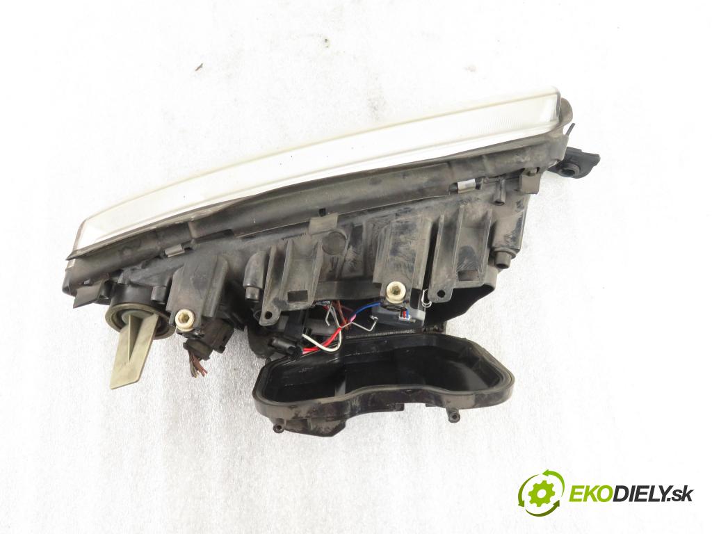 SKODA FABIA I (6Y2) HB 1999 55,00 1.4 16V - AUA 1390,00 Svetlo LP