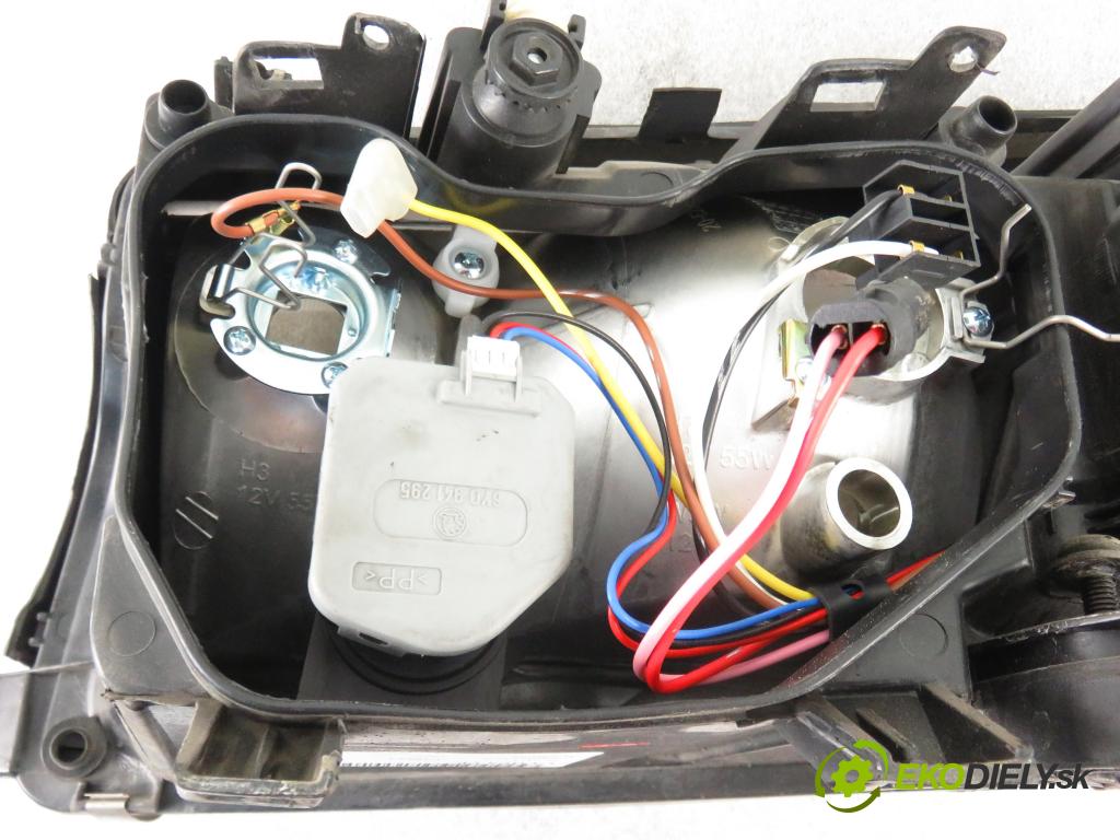 SKODA FABIA I (6Y2) HB 1999 55,00 1.4 16V - AUA 1390,00 Svetlo PP
