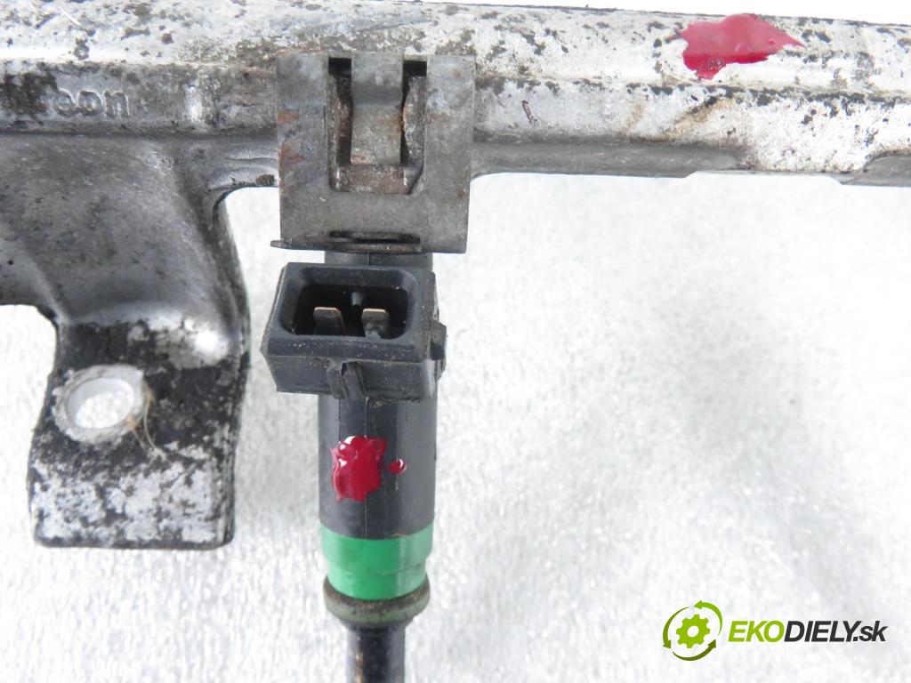 FORD FUSION (JU_) HB 2003 59,00 1.4 - FXJB 1388,00 Lišta vstrekovacia 98MFBB ; 9D2809H487 (Vstrekovacie lišty)