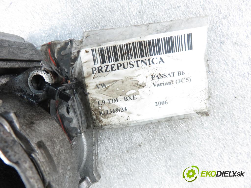 VW PASSAT B6 Variant (3C5) KOMBI 2006 77,00 1.9 TDI - BXE 1896,00 Škrtiaca klapka 03G128063C ; A2C53099815 (Škrtiace klapky)