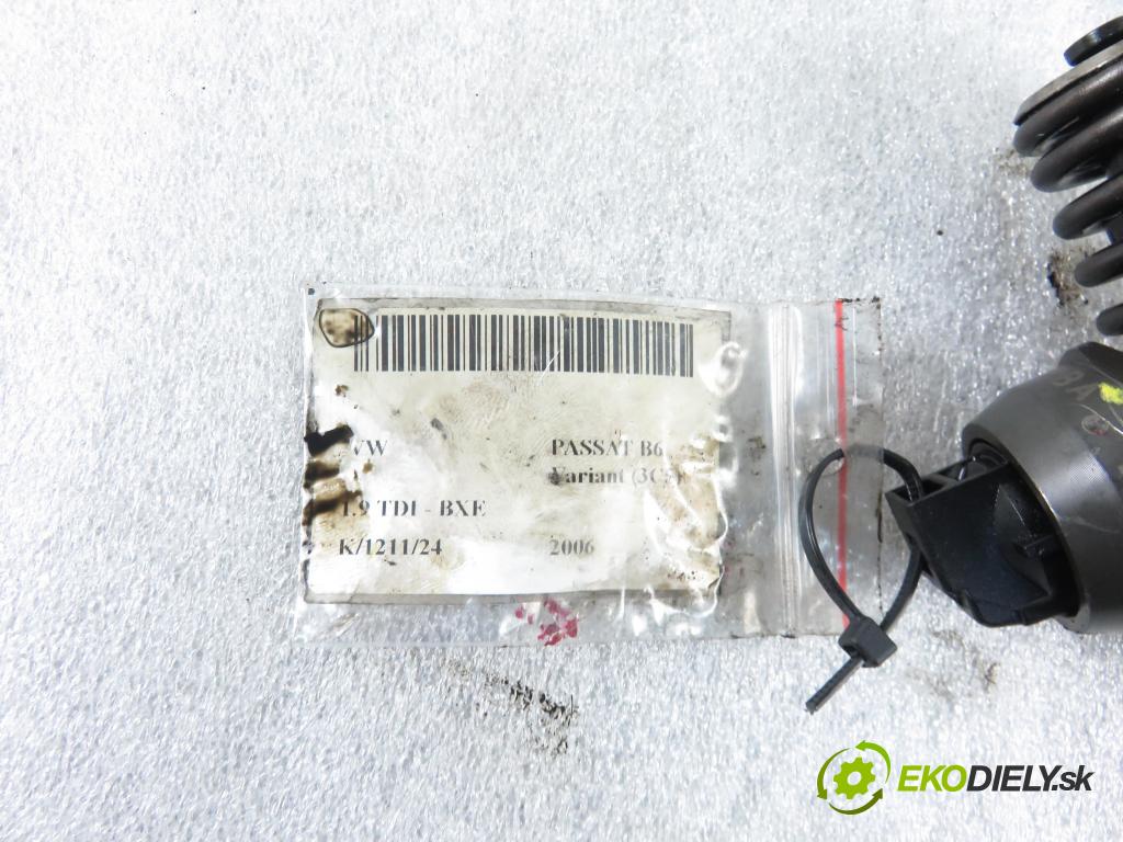 VW PASSAT B6 Variant (3C5) KOMBI 2006 77,00 1.9 TDI - BXE 1896,00 Vstrekovač 038130073AG ; 0414720215 (Vstrekovače)