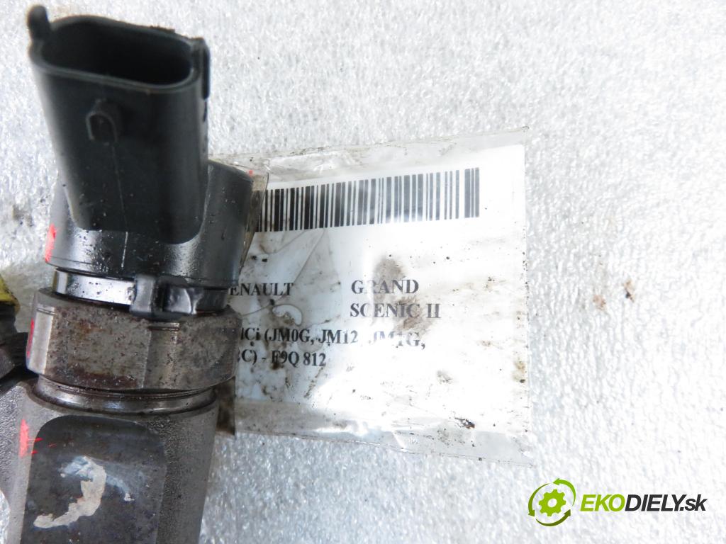 RENAULT GRAND SCENIC II (JM0/1_) MINIVAN 2005 88,00 1.9 dCi 120 - F9Q 812 1870,00 vstrekovač 8200100272 ; 0445110110B (Vstrekovače)