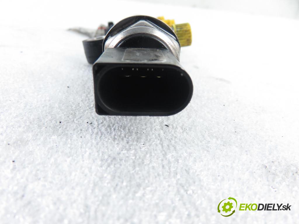 LAND ROVER RANGE ROVER SPORT (L320) SUV 2007 140,00 2.7 TDV6 4x4 190 - 276DT (PSA) 2720,00 Lišta vstrekovacia A2C27000086 ; 7H2Q9D280CD ; 55PP1901 (Vstrekovacie lišty)