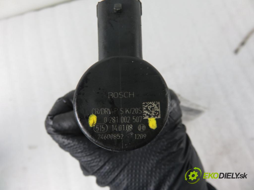 FIAT GRANDE PUNTO (199_) HB 2007 55,00 1.3 D Multijet 75 - 199 A2.000 1248,00 Lišta vstrekovacia 0445214086 ; 55211906 ; 0281002507 (Vstrekovacie lišty)