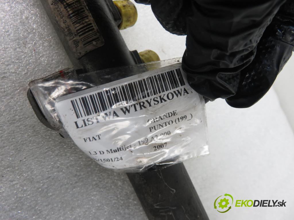 FIAT GRANDE PUNTO (199_) HB 2007 55,00 1.3 D Multijet 75 - 199 A2.000 1248,00 Lišta vstrekovacia 0445214086 ; 55211906 ; 0281002507 (Vstrekovacie lišty)