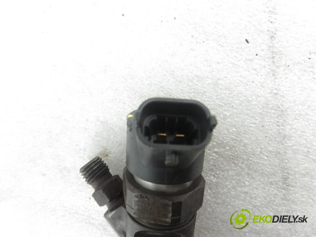 RENAULT LAGUNA II Grandtour (KG0/1_) KOMBI 2002 74,00 1.9 dCi 107 - F9Q 754 1870,00 vstrekovač 8200100272 ; 0445110110B (Vstrekovače)