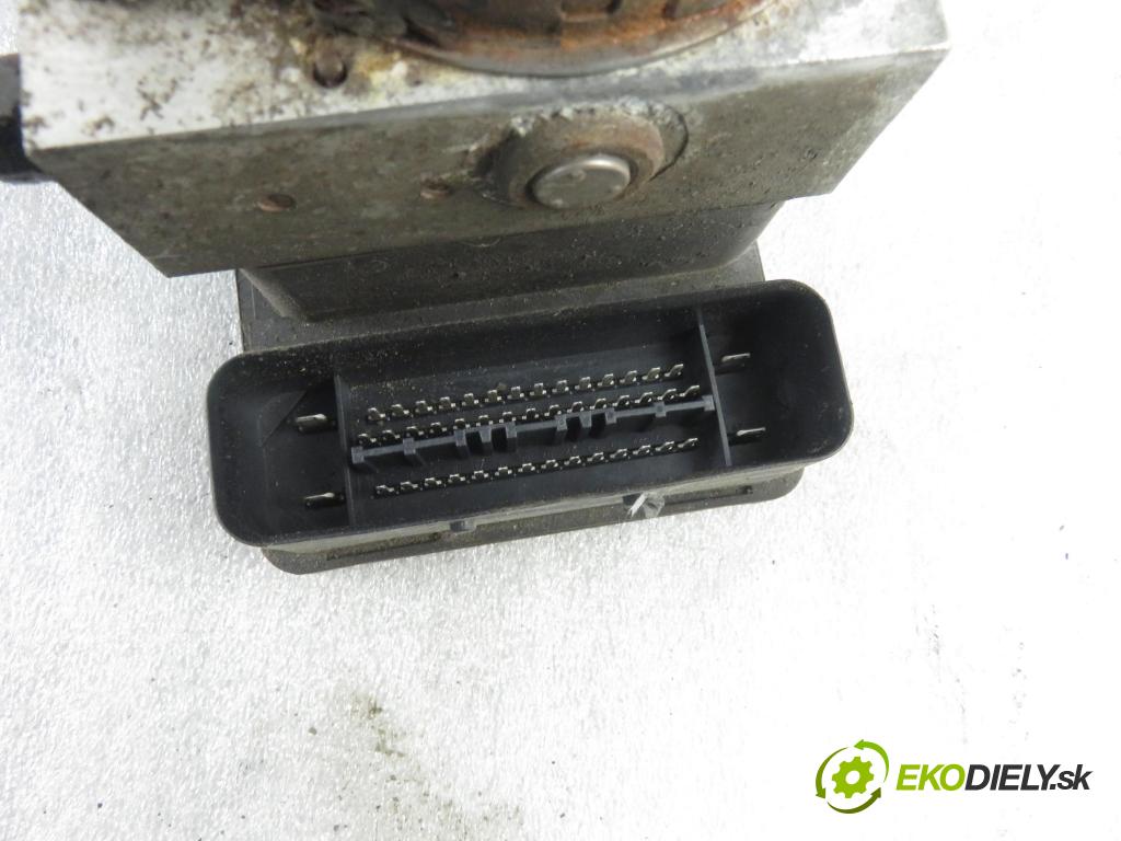 VW GOLF IV (1J1) HB 1999 85,00 1.9 TDI 4motion - AJM 1896,00 Pumpa ABS 1C0907379F ; 1J0614517F ; 10096003143 (Pumpy ABS)