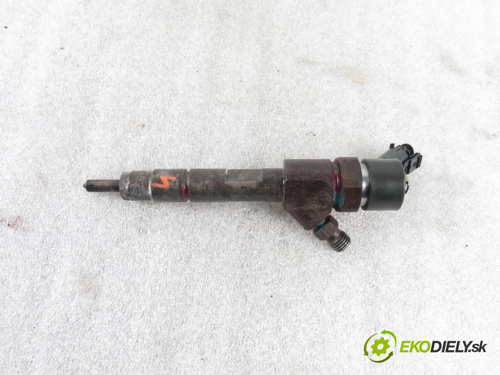 RENAULT LAGUNA II Grandtour (KG0/1_) KOMBI 2002 74,00 1.9 dCi 107 - F9Q 754 1870,00 vstrekovač 7700111014 ; 0445110021 (Vstrekovače)