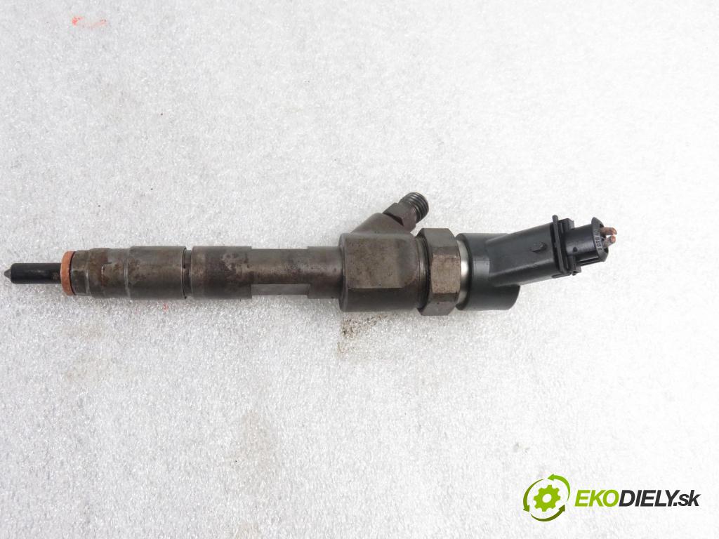 RENAULT LAGUNA II Grandtour (KG0/1_) KOMBI 2002 74,00 1.9 dCi 107 - F9Q 754 1870,00 vstrekovač 8200100272 ; 0445110110B (Vstrekovače)