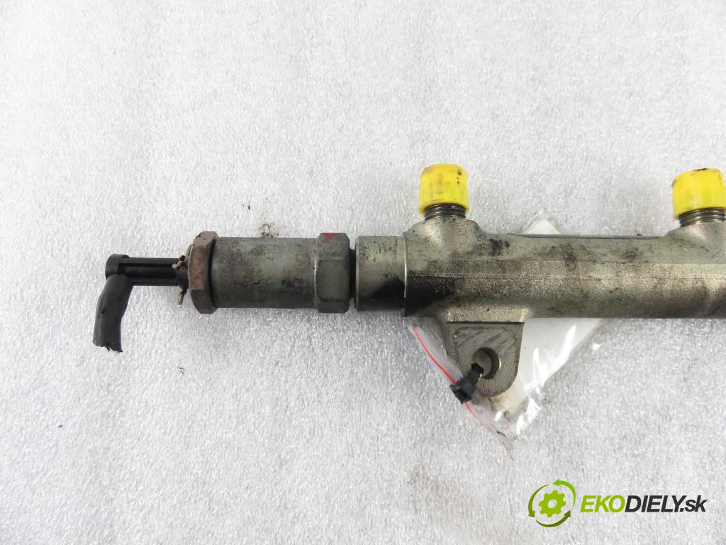 RENAULT LAGUNA II Grandtour (KG0/1_) KOMBI 2002 74,00 1.9 dCi 107 - F9Q 754 1870,00 Lišta vstrekovacia 0445214024 ; 8200347176 ; 0281002522 (Vstrekovacie lišty)