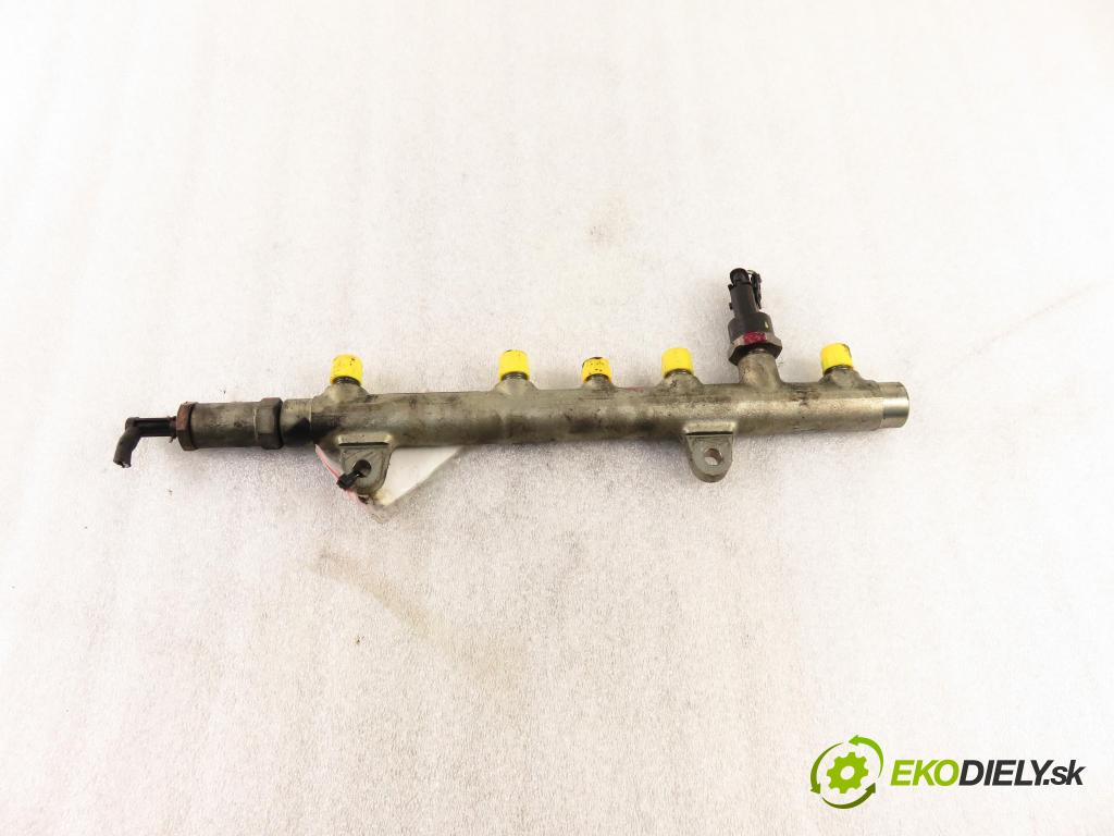 RENAULT LAGUNA II Grandtour (KG0/1_) KOMBI 2002 74,00 1.9 dCi 107 - F9Q 754 1870,00 Lišta vstrekovacia 0445214024 ; 8200347176 ; 0281002522 (Vstrekovacie lišty)