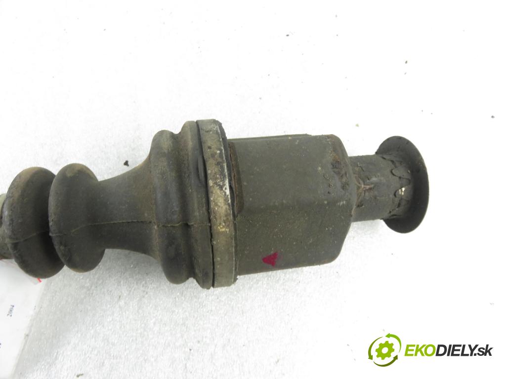 RENAULT THALIA I (LB0/1/2_) SEDAN 2004 0,00 1.4 16V - K4J 712 1390,00 Poloos PP 8200240423