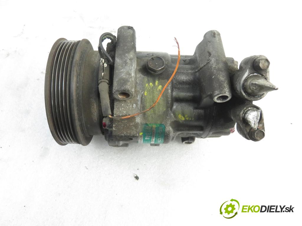 RENAULT THALIA I (LB0/1/2_) SEDAN 2004 0,00 1.4 16V - K4J 712 1390,00 KOMPRESOR: klimatizácie 8200315744 (Kompresory klimatizácie)