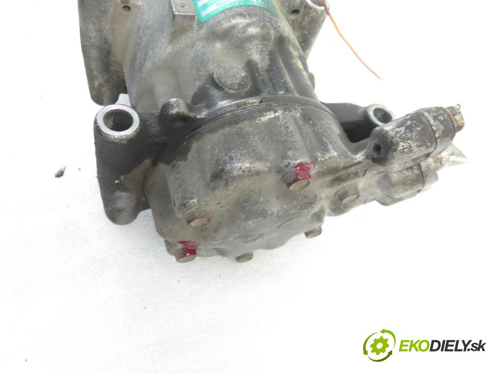 RENAULT THALIA I (LB0/1/2_) SEDAN 2004 0,00 1.4 16V - K4J 712 1390,00 KOMPRESOR: klimatizácie 8200315744 (Kompresory klimatizácie)