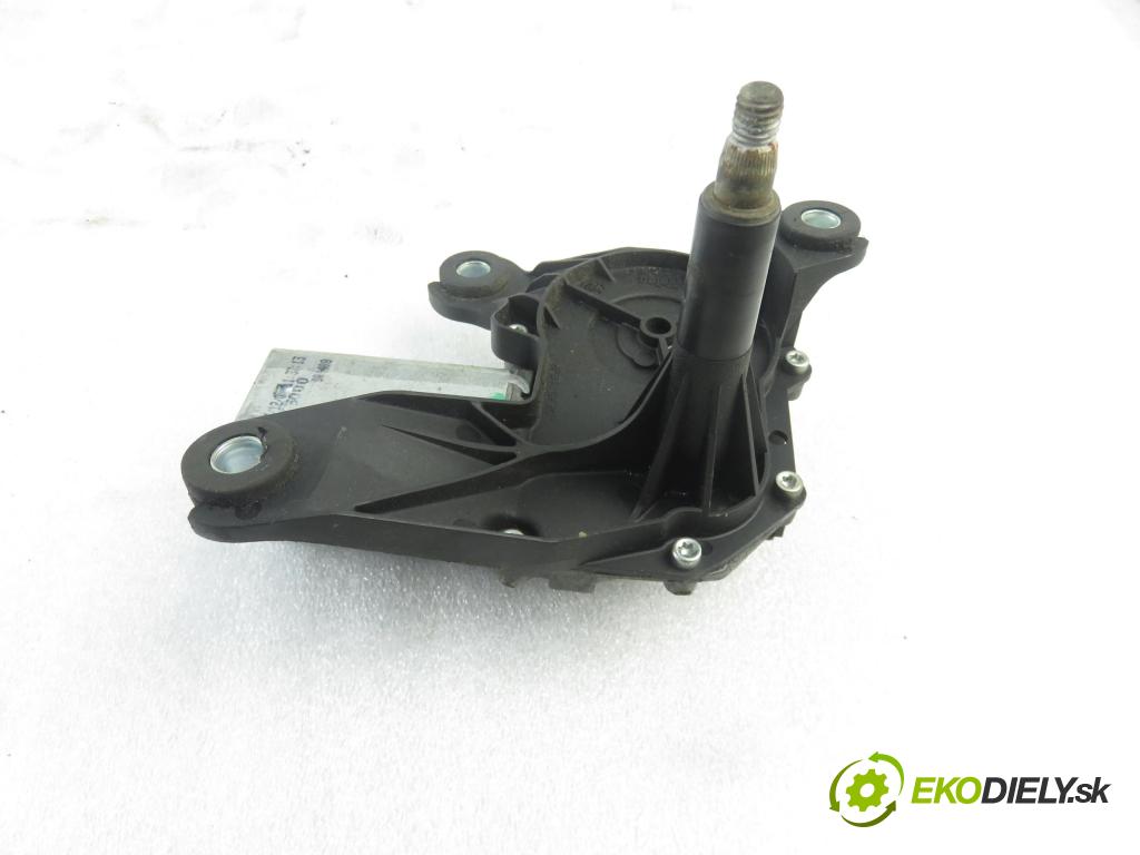 OPEL CORSA C (X01) HB 2000 55,00 1.2 16V 75 - Z 12 XE 1199,00 motorek stěrače ZADNÍ: 09132802 ; 53011112