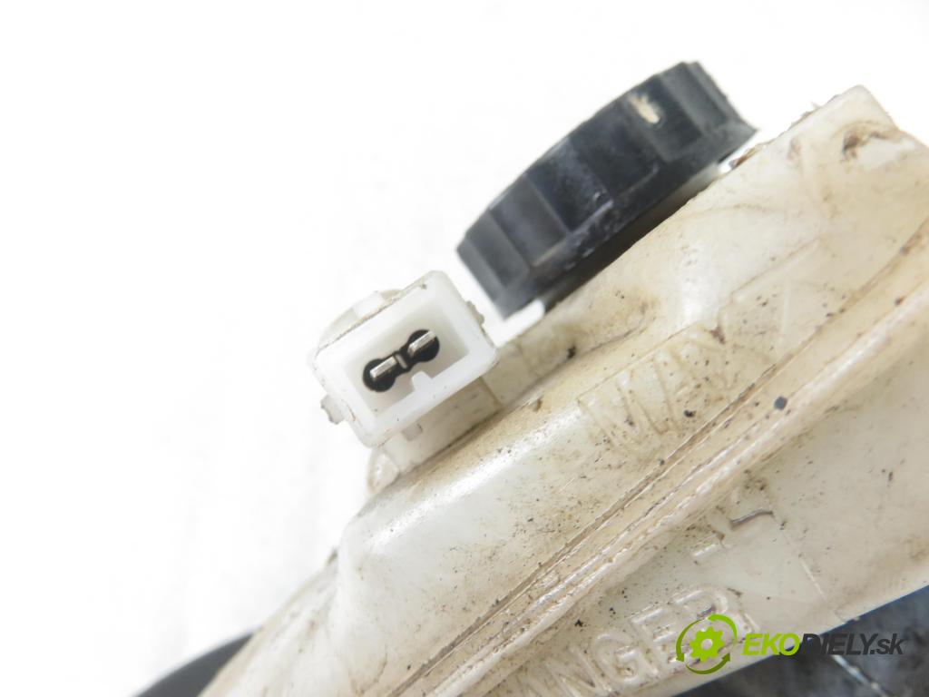 CITROEN BERLINGO / BERLINGO FIRST nadwozie wielkoprzestrzenne (MPV) KOMBIVAN 2006 66,00 1.6 HDI 90 - 9HX (DV6ATED4) 1560,00 Posilovač 9648370880 ; 0204024824 (Servočerpadlá, pumpy riadenia)