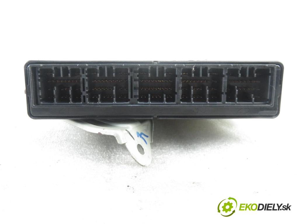 MITSUBISHI OUTLANDER I (CU_W) SUV 2005 118,00 2.4 4WD 160 (CU5W) - 4G69 2378,00 řídící jednotka motora 1860A156 ; E6T38984H