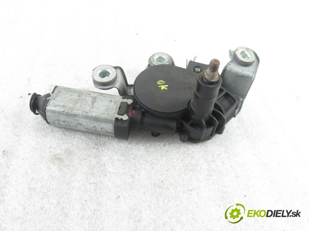 SKODA OCTAVIA II Combi (1Z5) KOMBI 2007 77,00 1.9 TDI - BXE 1896,00 motorek stěrače ZADNÍ: 1Z9955711