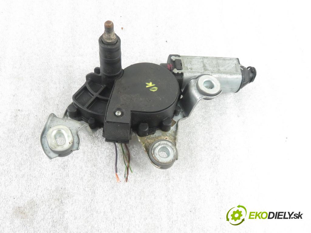 SKODA OCTAVIA II Combi (1Z5) KOMBI 2007 77,00 1.9 TDI - BXE 1896,00 motorek stěrače ZADNÍ: 1Z9955711