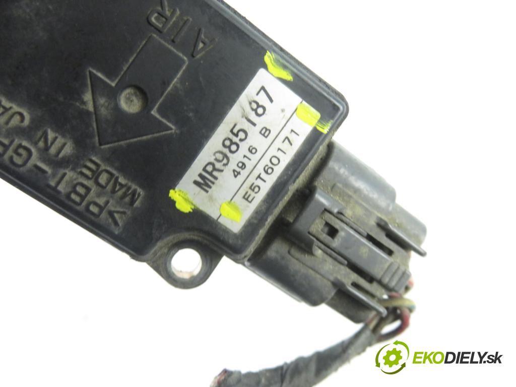 MITSUBISHI OUTLANDER I (CU_W) SUV 2005 118,00 2.4 4WD 160 (CU5W) - 4G69 2378,00 váha vzduchu vzduchu MR985187 ; E5T60171