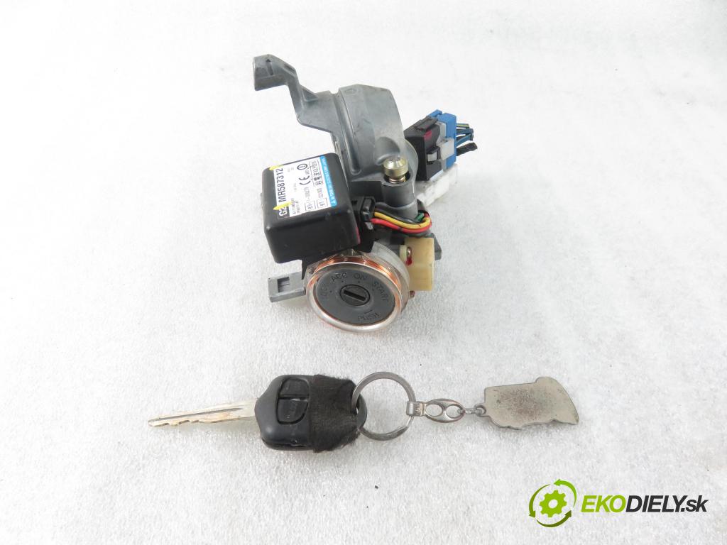 MITSUBISHI OUTLANDER I (CU_W) SUV 2005 118,00 2.4 4WD 160 (CU5W) - 4G69 2378,00 spinačka MR587312 (Spínacie skrinky a kľúče)