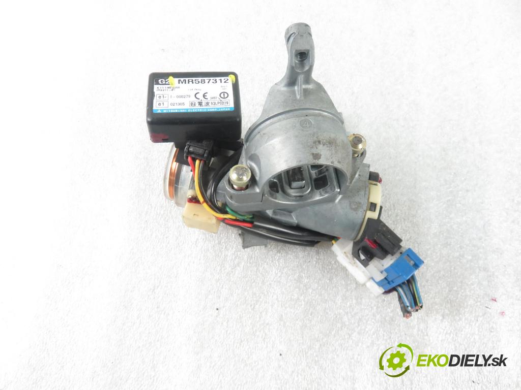 MITSUBISHI OUTLANDER I (CU_W) SUV 2005 118,00 2.4 4WD 160 (CU5W) - 4G69 2378,00 spinačka MR587312 (Spínacie skrinky a kľúče)