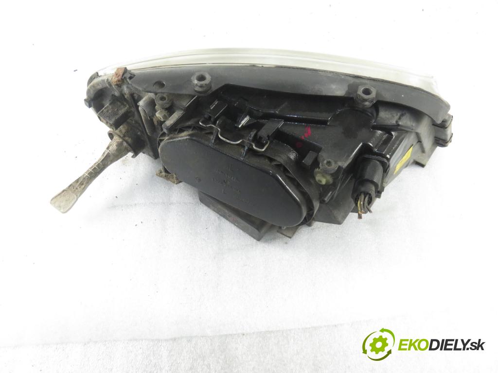 VW SHARAN (7M8, 7M9, 7M6) MINIVAN 2001 85,00 1.9 TDI PD 115 - AUY 1896,00 Svetlo LP 0301182201 ; 7M3941015AA