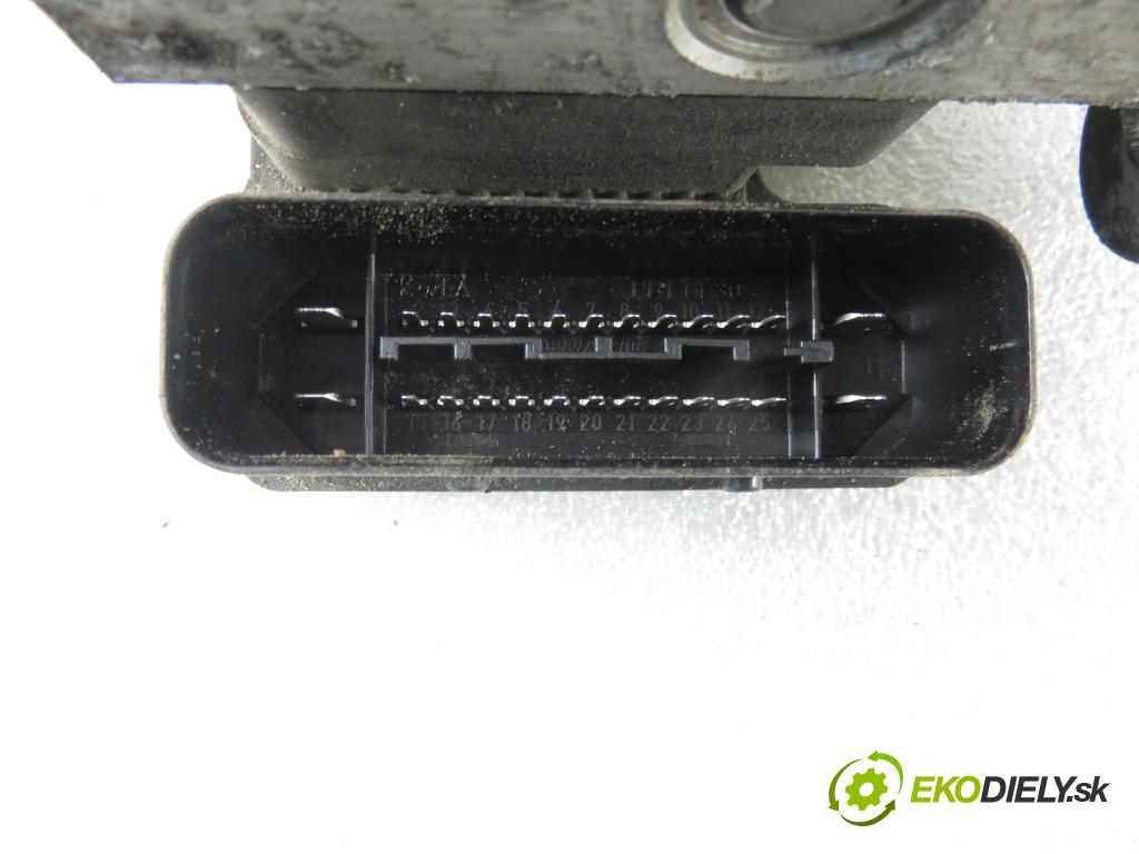SKODA OCTAVIA II Combi (1Z5) KOMBI 2007 77,00 1.9 TDI - BXE 1896,00 pumpa ABS 1K0907379P ; 10097003153 ; 1K0614117H (Pumpy brzdové)