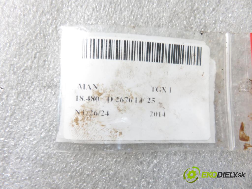 MAN TGX I CIĄGNIK SIODŁOWY 2014 353,00 18.480 - D 2676 LF 25 12419,00 vstrekovač  (Vstrekovač paliva)
