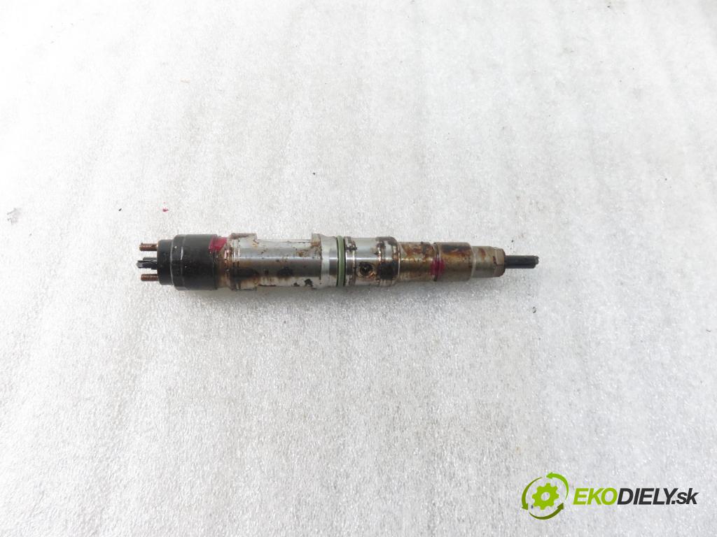 MAN TGX I CIĄGNIK SIODŁOWY 2014 353,00 18.480 - D 2676 LF 25 12419,00 vstrekovač  (Vstrekovač paliva)