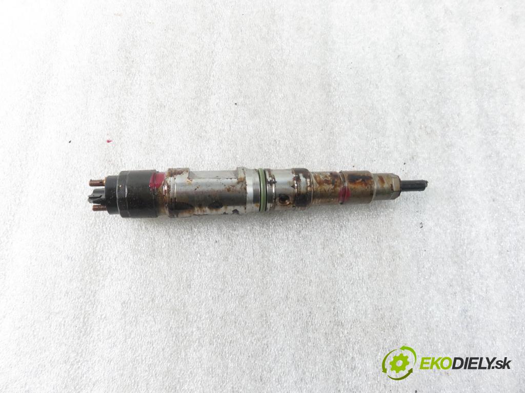 MAN TGX I CIĄGNIK SIODŁOWY 2014 353,00 18.480 - D 2676 LF 25 12419,00 vstrekovač  (Vstrekovač paliva)