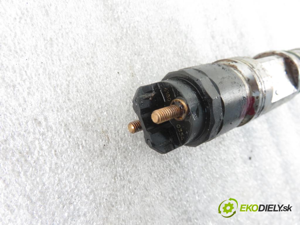 MAN TGX I CIĄGNIK SIODŁOWY 2014 353,00 18.480 - D 2676 LF 25 12419,00 vstrekovač  (Vstrekovač paliva)