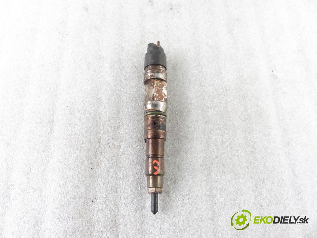 MAN TGX I CIĄGNIK SIODŁOWY 2014 353,00 18.480 - D 2676 LF 25 12419,00 vstrekovač  (Vstrekovač paliva)