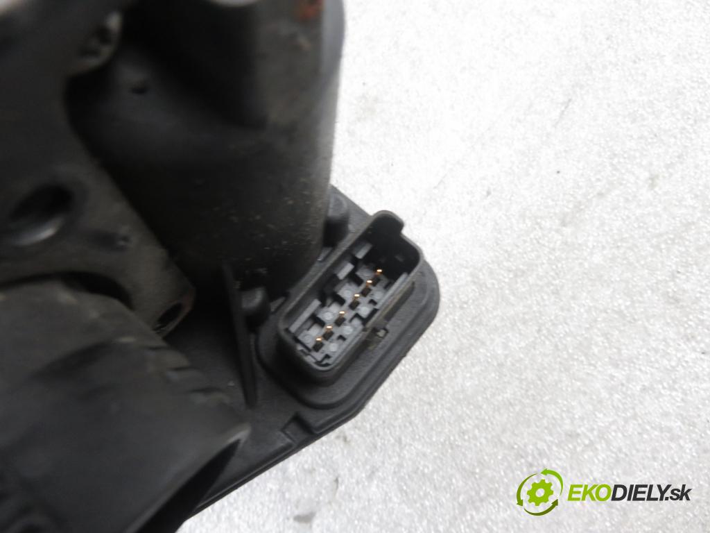 CITROEN C4 I (LC_) HB 2005 80,00 1.6 16V - NFU (TU5JP4) 1587,00 Škrtiaca klapka 9661809080 ; 0280750184 (Škrtiace klapky)