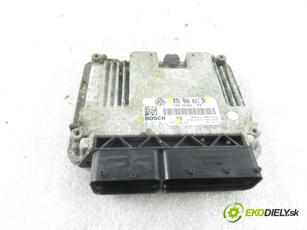 VW PASSAT B6 Variant (3C5) KOMBI 2005 77,00 1.9 TDI - BKC 1896,00 Riadiaca jednotka Motor 03G906021DP ; 0281012742