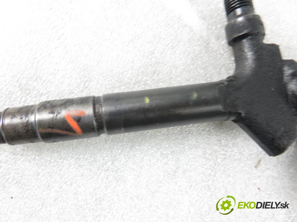 MAZDA 5 (CR19) MINIVAN 2006 81,00 2.0 MZR-CD 110 - RF7J 1998,00 vstrekovač RF7J13H50 (Vstrekovače)
