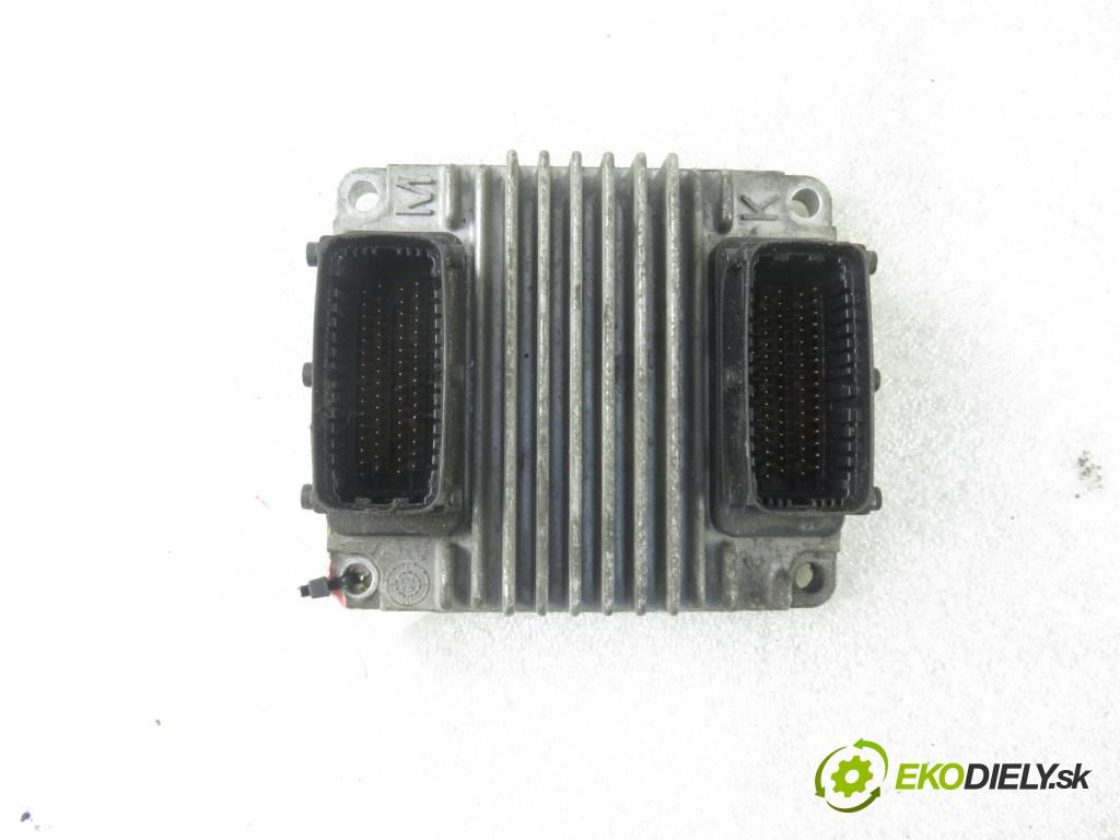 OPEL VECTRA C GTS (Z02) LIFTBACK 2003 90,00 1.8 16V 122 - Z 18 XE 1796,00 Riadiaca jednotka Motor 12201599 ; 12242149