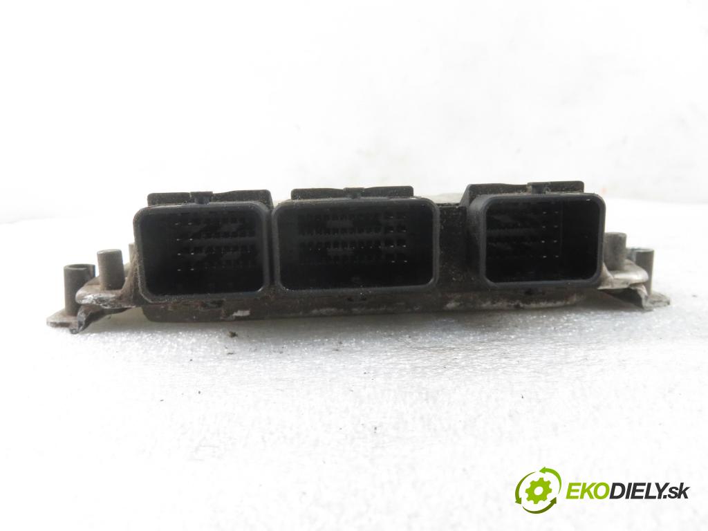 CITROEN XSARA (N1) LIFTBACK 2001 80,00 1.6 16V 109 - NFU 1587,00 řídící jednotka motora 9643840780 ; 0261207476
