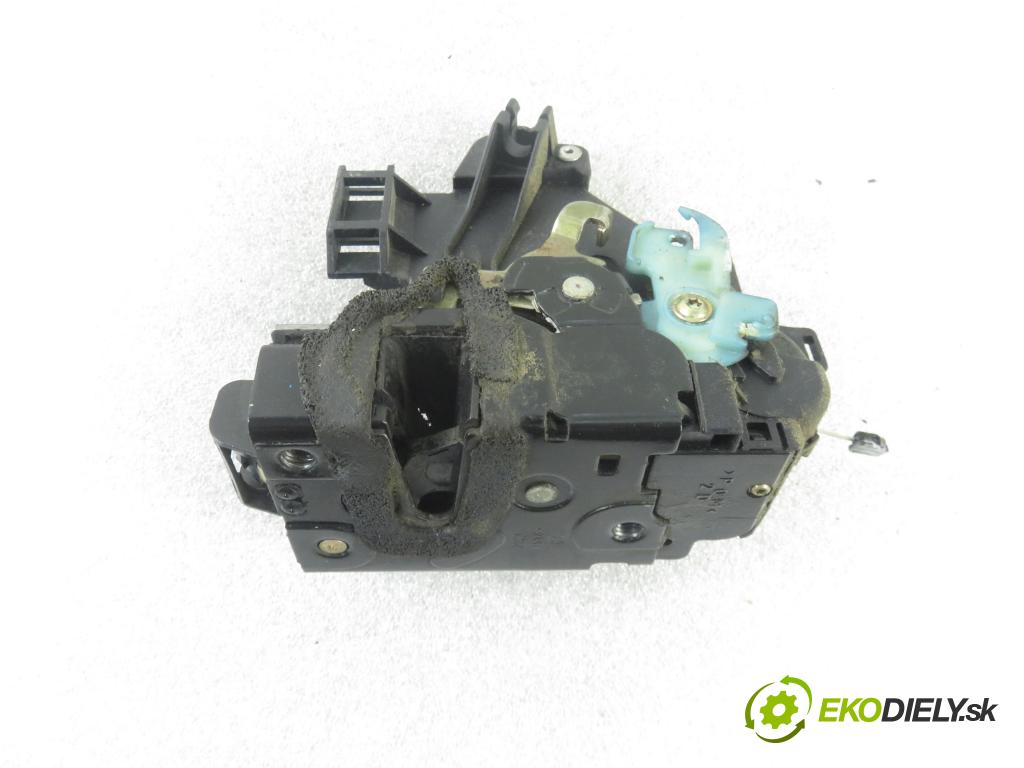 VW POLO (9N_) HB 2002 55,00 1.4 16V 75 - BBY 1390,00 zámok PPM 3B1837016