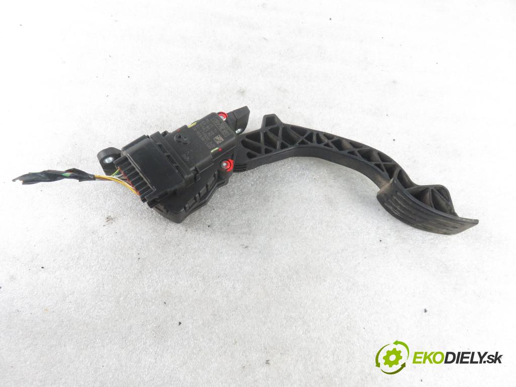 FORD FOCUS C-MAX (DM2) MINIVAN 2003 88,00 1.8 - CSDA 1798,00 Potenciometer plynu 3M519F836AE ; 6PV00864110 (Pedále)