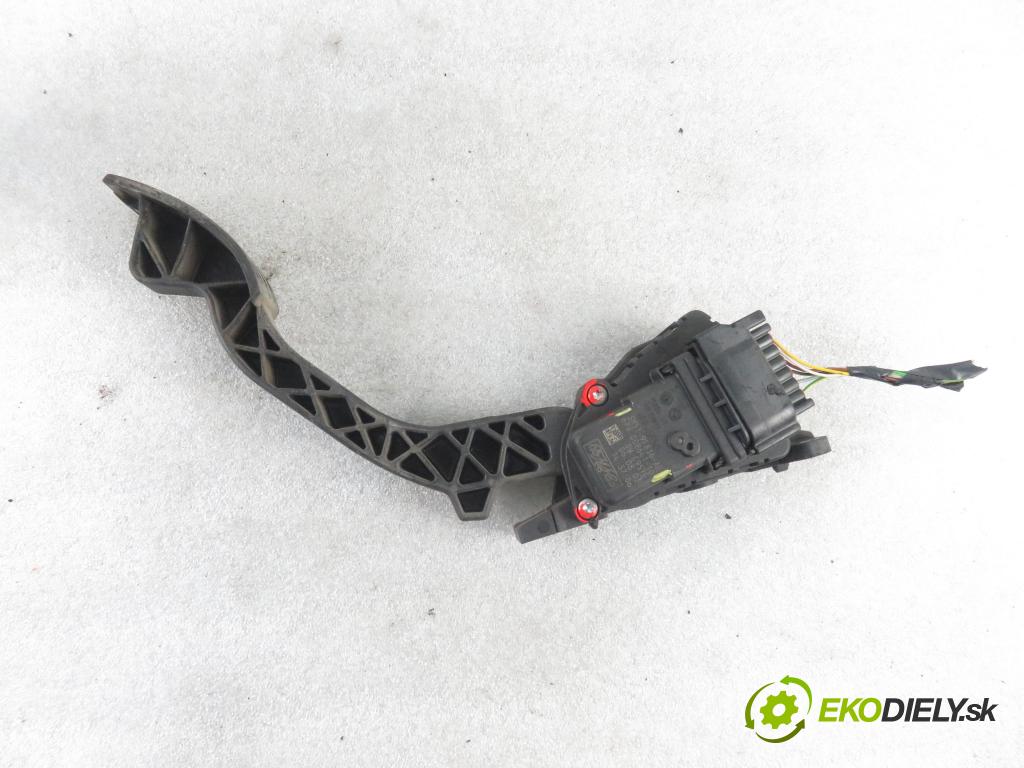 FORD FOCUS C-MAX (DM2) MINIVAN 2003 88,00 1.8 - CSDA 1798,00 Potenciometer plynu 3M519F836AE ; 6PV00864110 (Pedále)