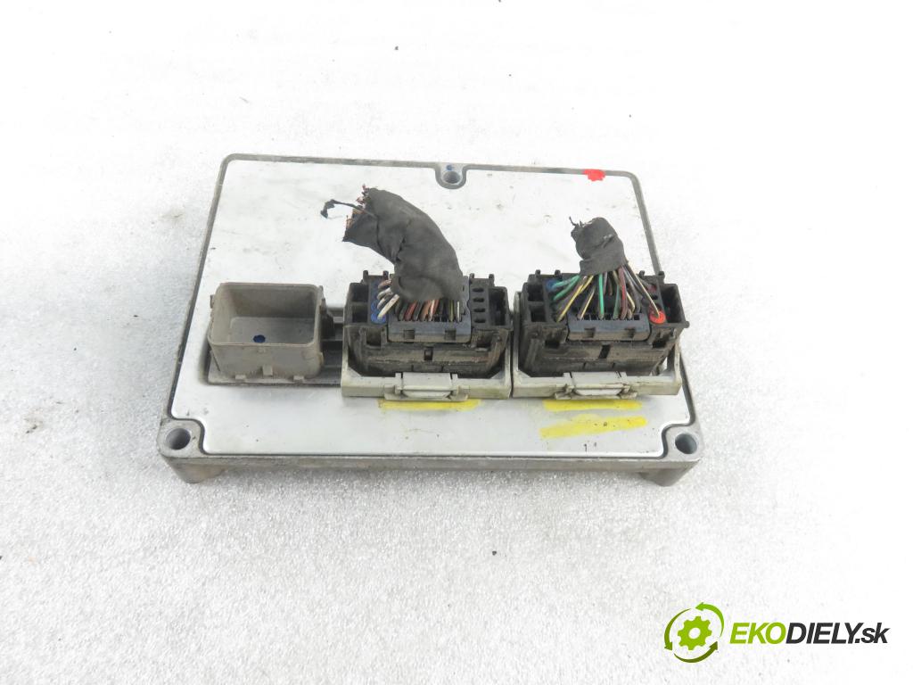 FORD FOCUS C-MAX (DM2) MINIVAN 2003 88,00 1.8 - CSDA 1798,00 Riadiaca jednotka Motor 3M5112A650GD