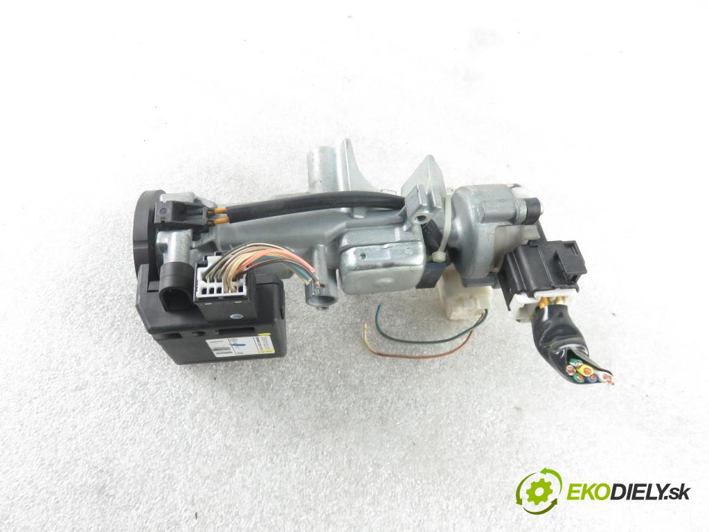 FIAT SEDICI (189_) CROSSOVER 2007 88,00 1.9 D Multijet 120 4x4 - D19AA 1910,00 spinačka 3397062J10 (Spínacie skrinky a kľúče)