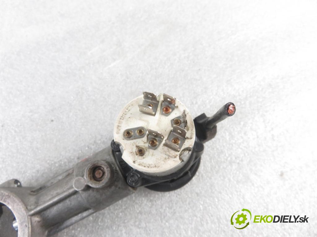 SKODA FELICIA II (6U1) HB 1999 50,00 1.3 MPI 68 1289,00 spinačka 10638226 (Spínacie skrinky a kľúče)