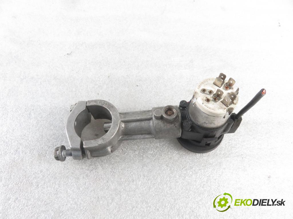 SKODA FELICIA II (6U1) HB 1999 50,00 1.3 MPI 68 1289,00 spinačka 10638226 (Spínacie skrinky a kľúče)