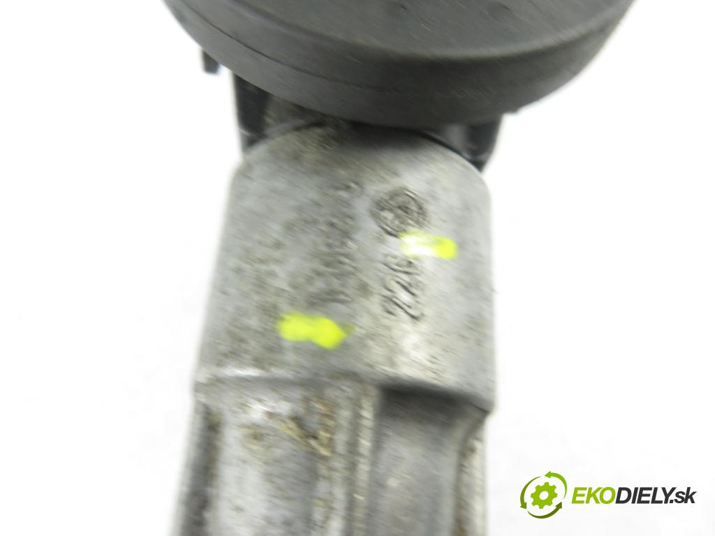 SKODA FELICIA II (6U1) HB 1999 50,00 1.3 MPI 68 1289,00 spinačka 10638226 (Spínacie skrinky a kľúče)