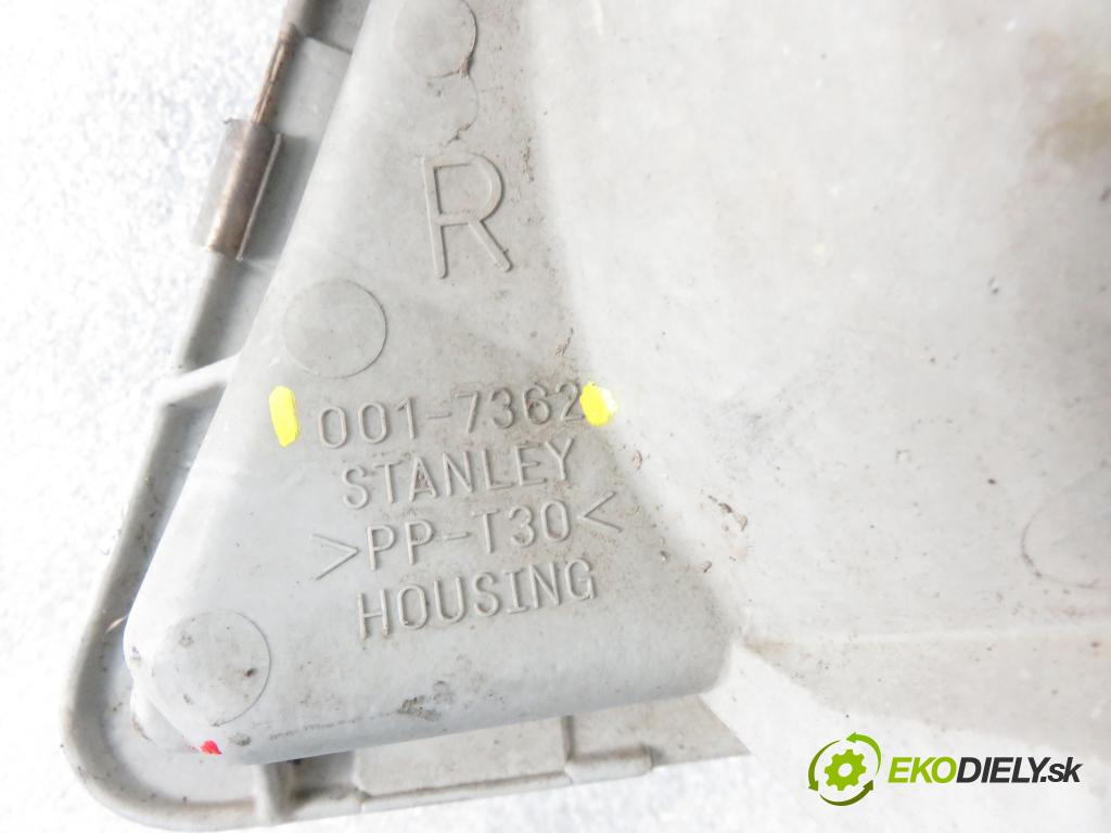 DAIHATSU TERIOS (J1_) SUV 1997 61,00 1.3 4WD (J100) - HC-EJ 1296,00 Svetlo PP 0017362