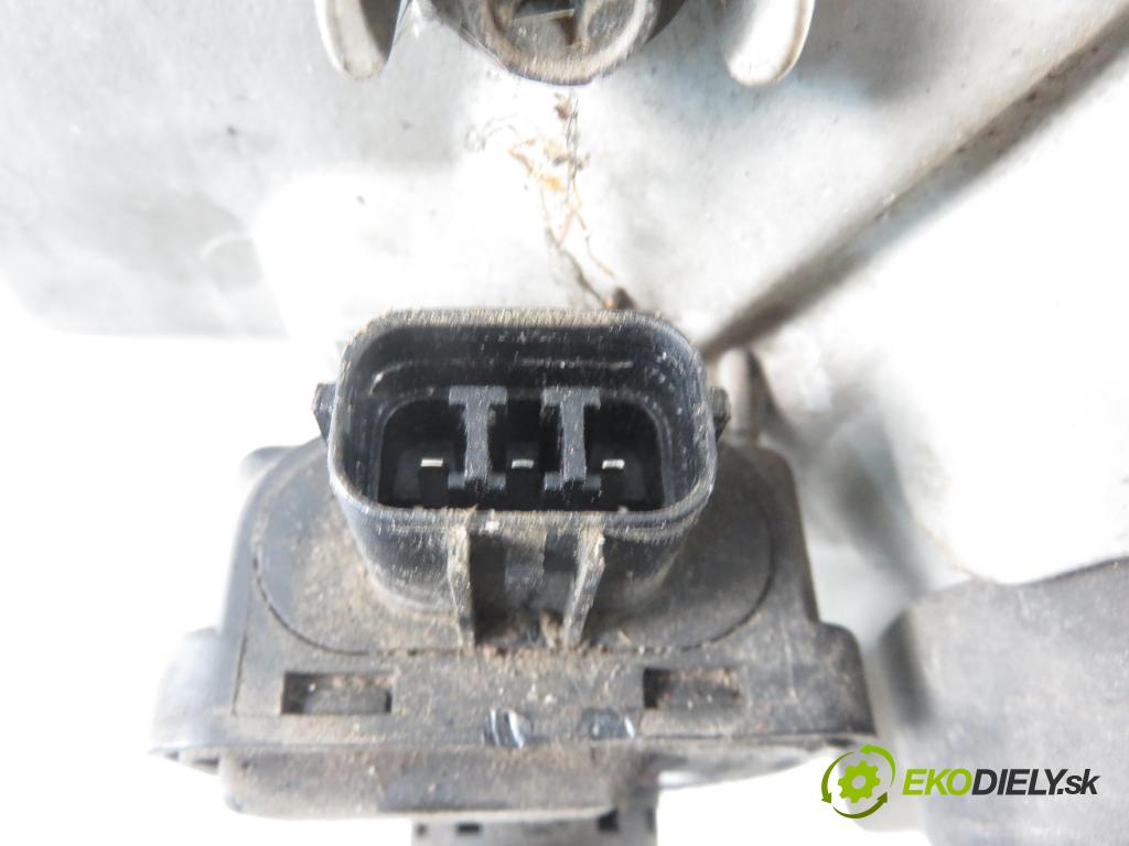 DAIHATSU TERIOS (J1_) SUV 1997 61,00 1.3 4WD (J100) - HC-EJ 1296,00 Svetlo PP 0017362